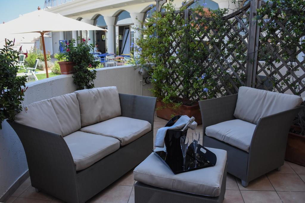 Hotel D'Altavilla Canosa di Puglia Exterior photo