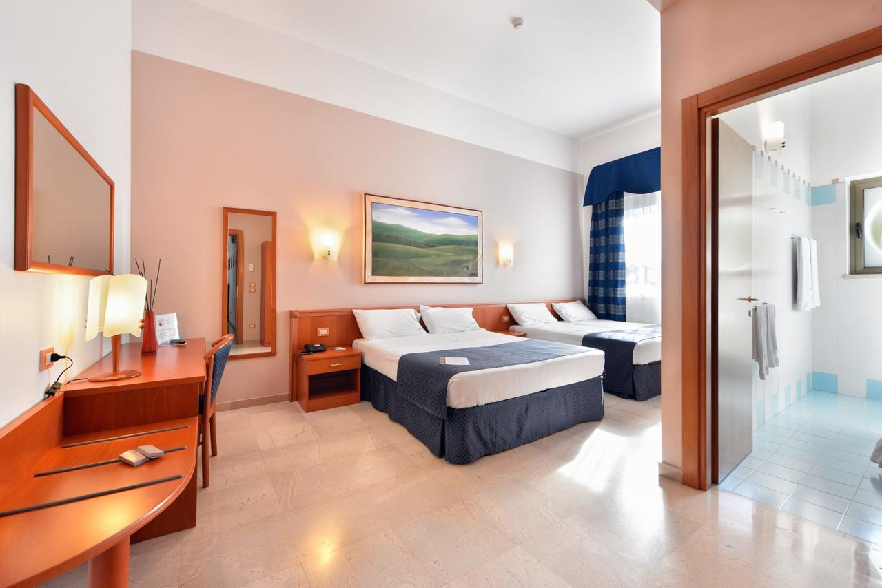 Hotel D'Altavilla Canosa di Puglia Exterior photo